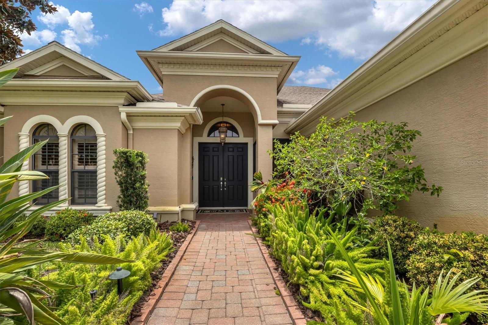 13508 BROWN THRASHER PIKE