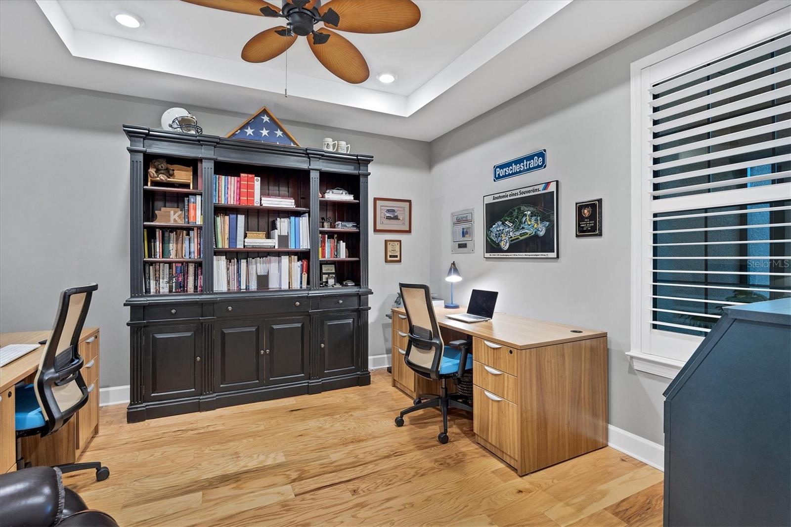 8016 GRANDE SHORES DR