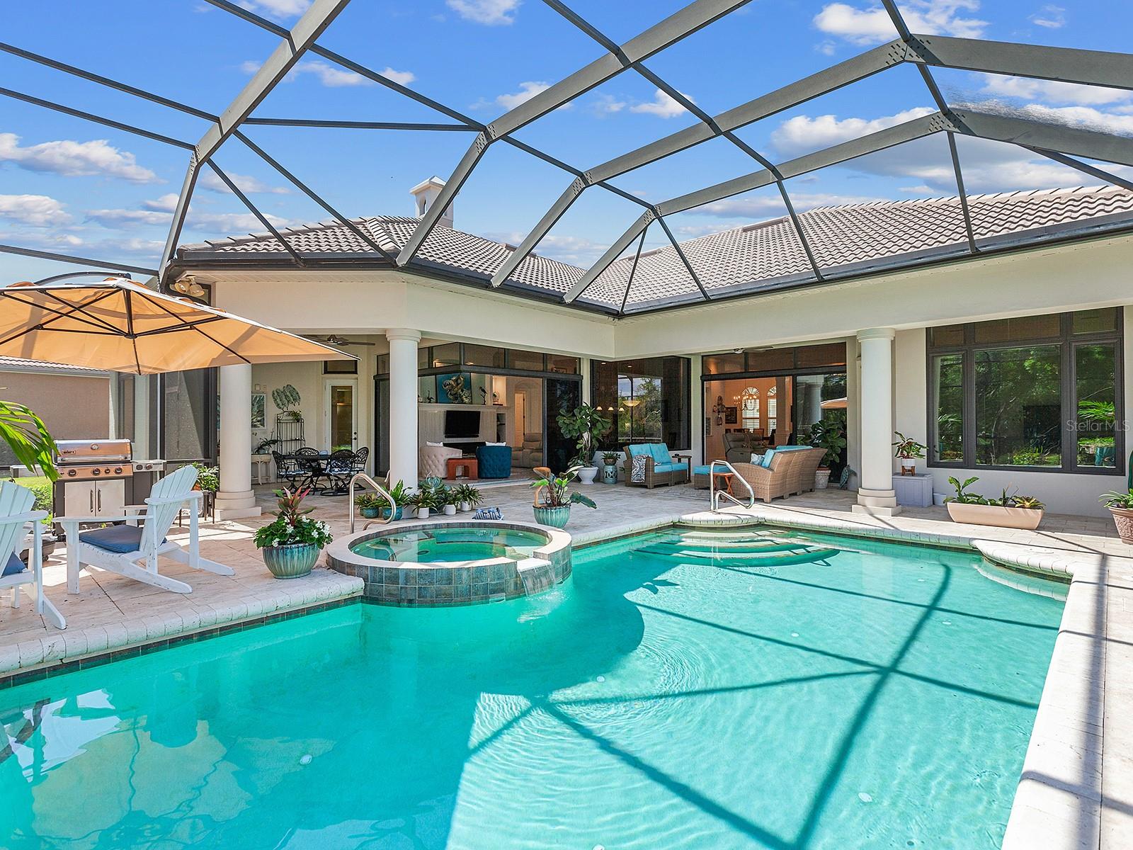 7309 DESERT RIDGE GLN