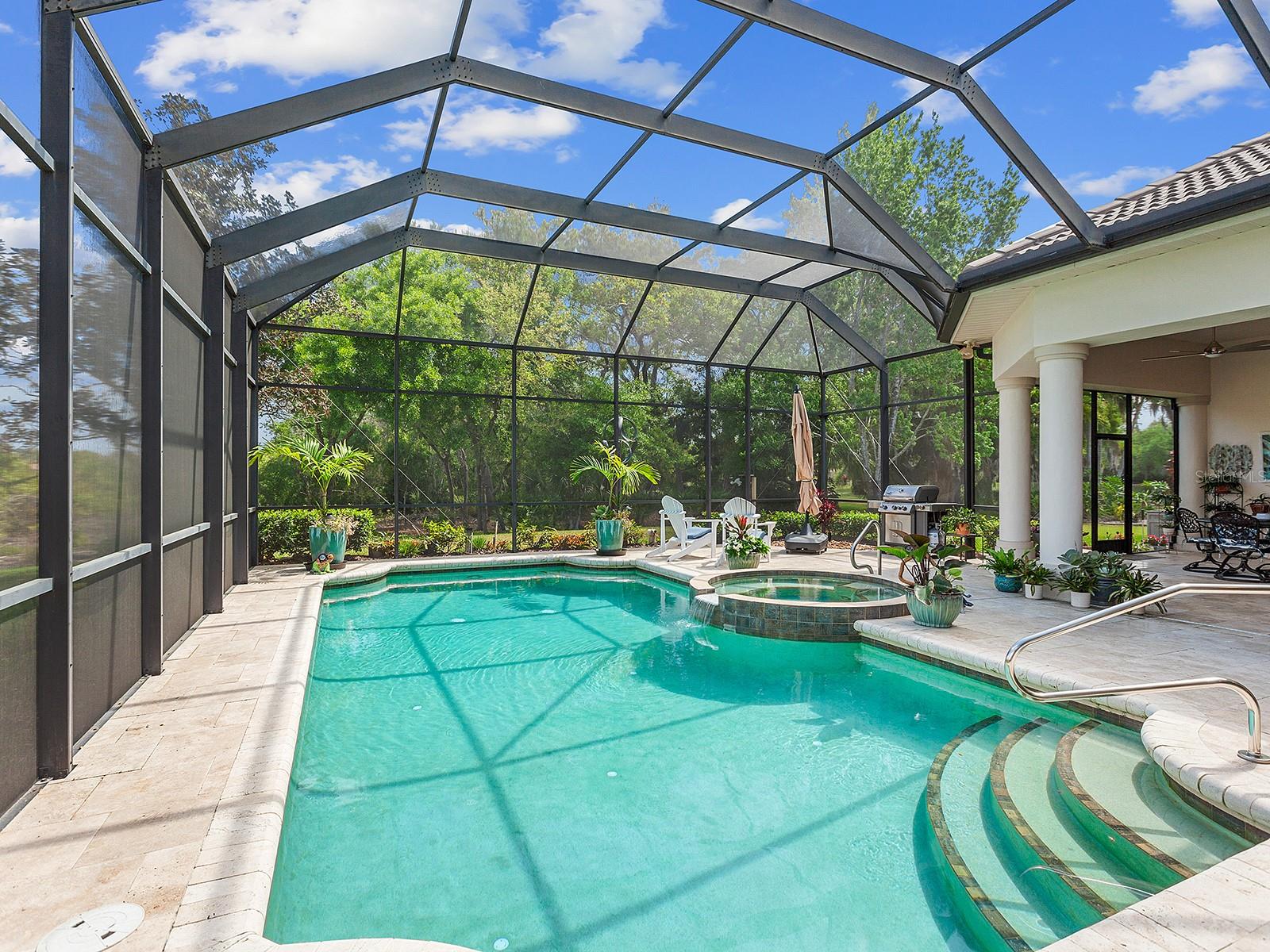 7309 DESERT RIDGE GLN