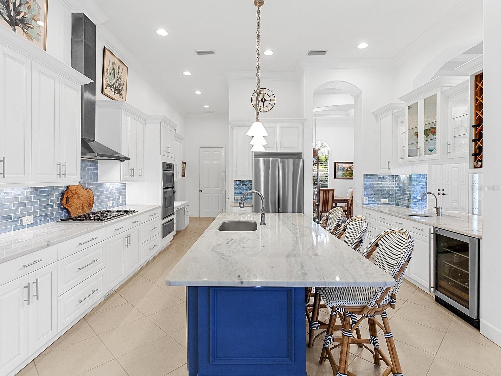 7309 DESERT RIDGE GLN