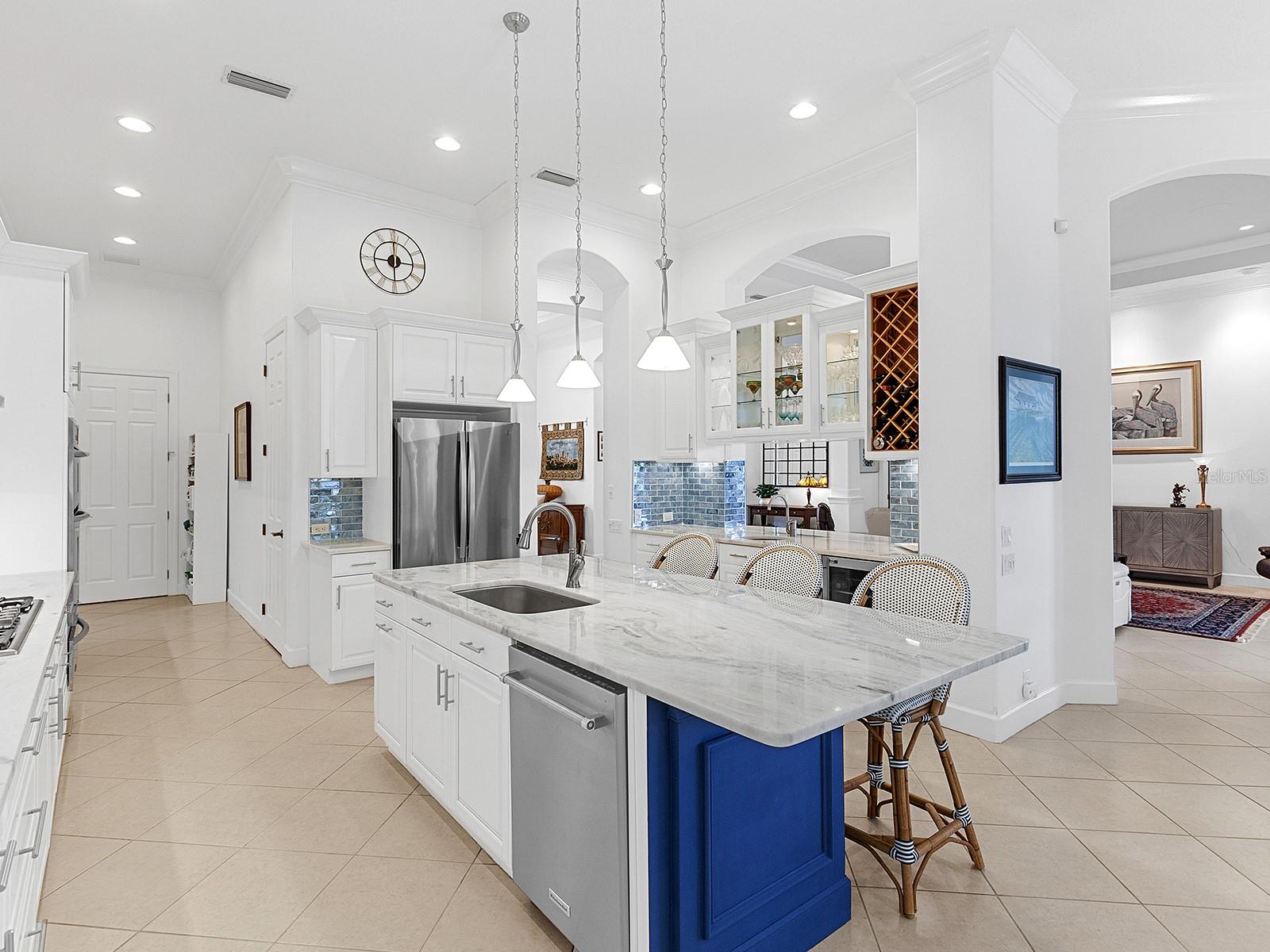 7309 DESERT RIDGE GLN