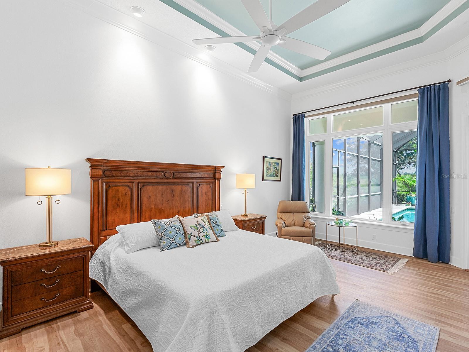 7309 DESERT RIDGE GLN