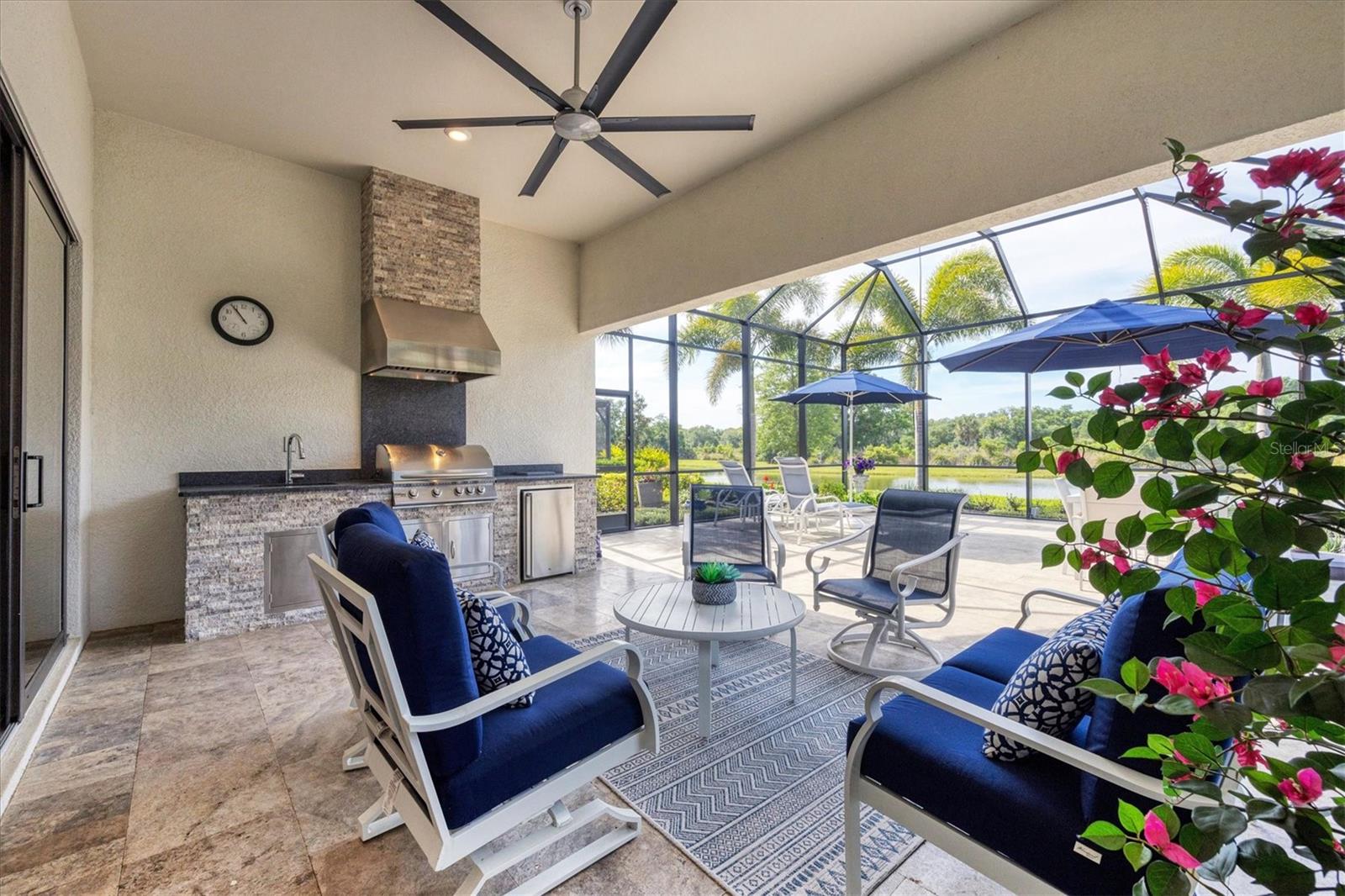 7989 GRANDE SHORES DR