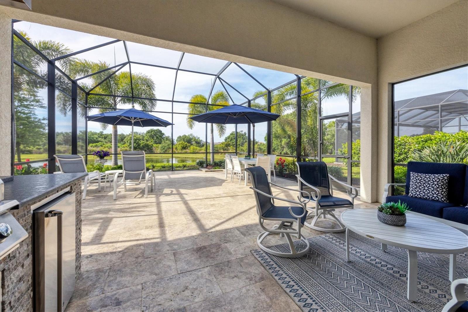 7989 GRANDE SHORES DR