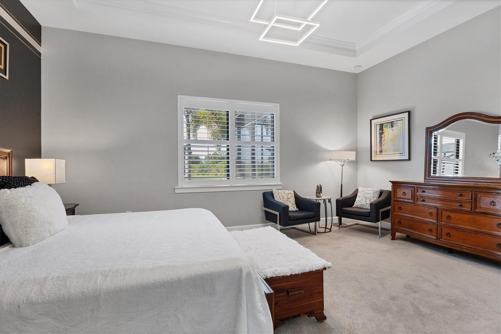 7989 GRANDE SHORES DR