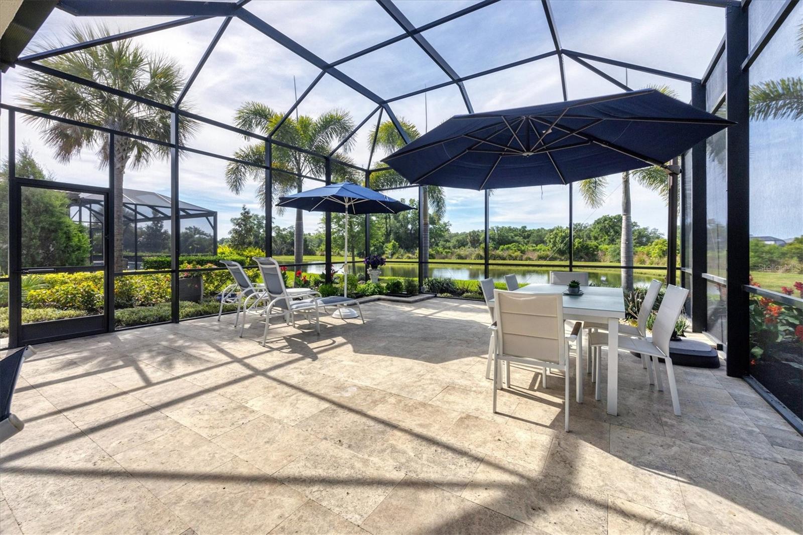 7989 GRANDE SHORES DR