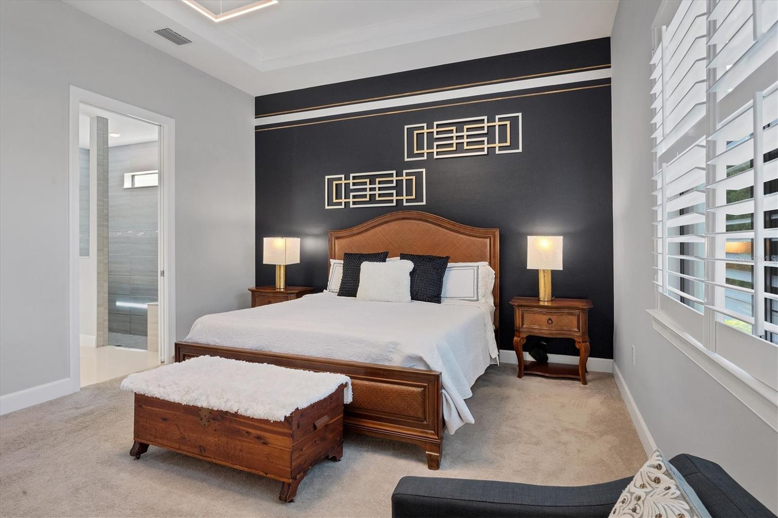 7989 GRANDE SHORES DR