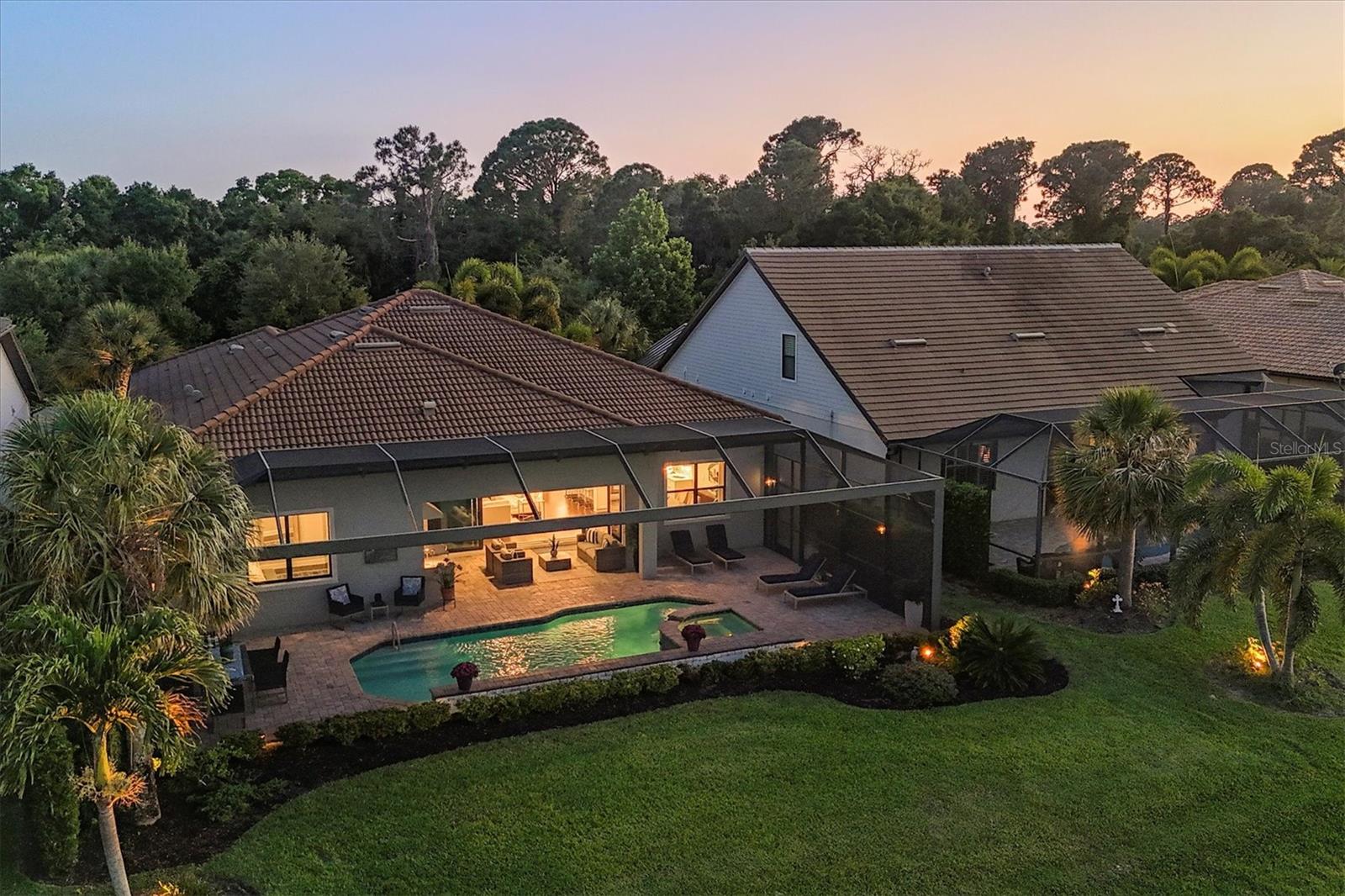 7888 GRANDE SHORES DR