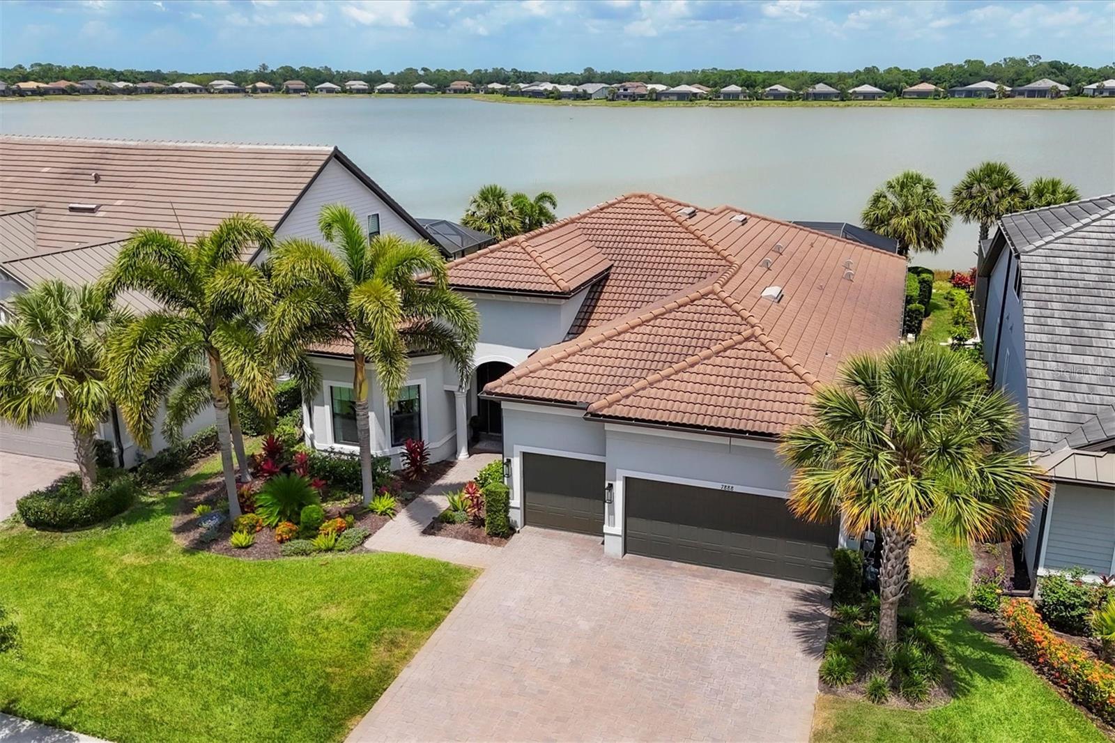 7888 GRANDE SHORES DR