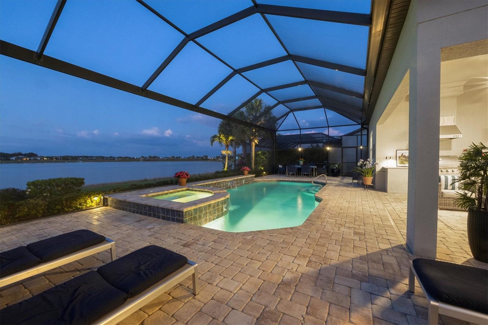 7888 GRANDE SHORES DR