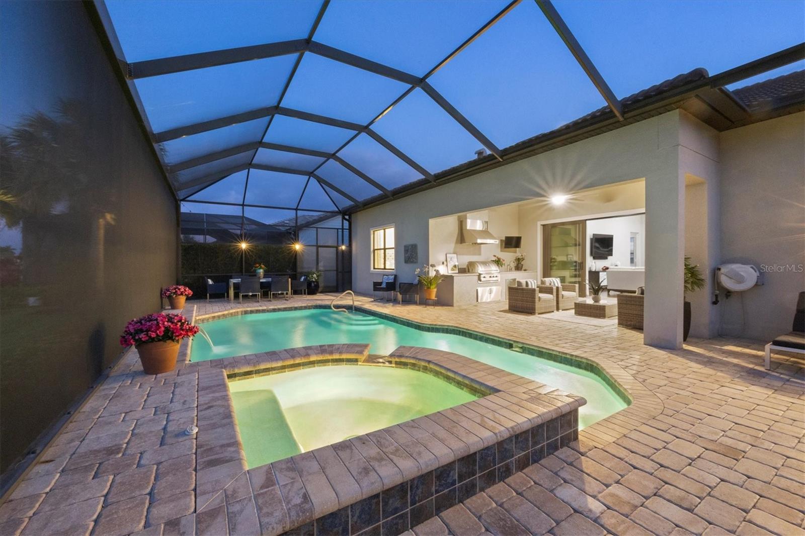 7888 GRANDE SHORES DR