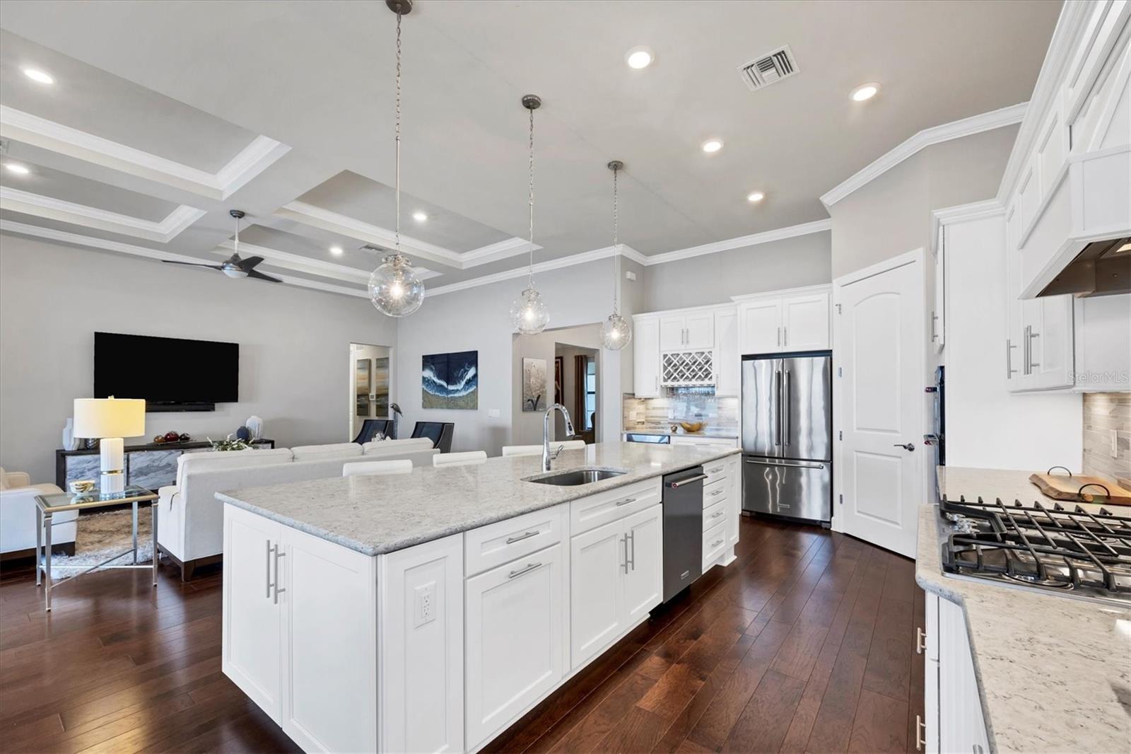 7888 GRANDE SHORES DR