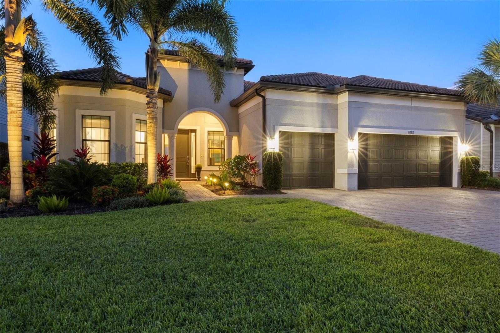 7888 GRANDE SHORES DR