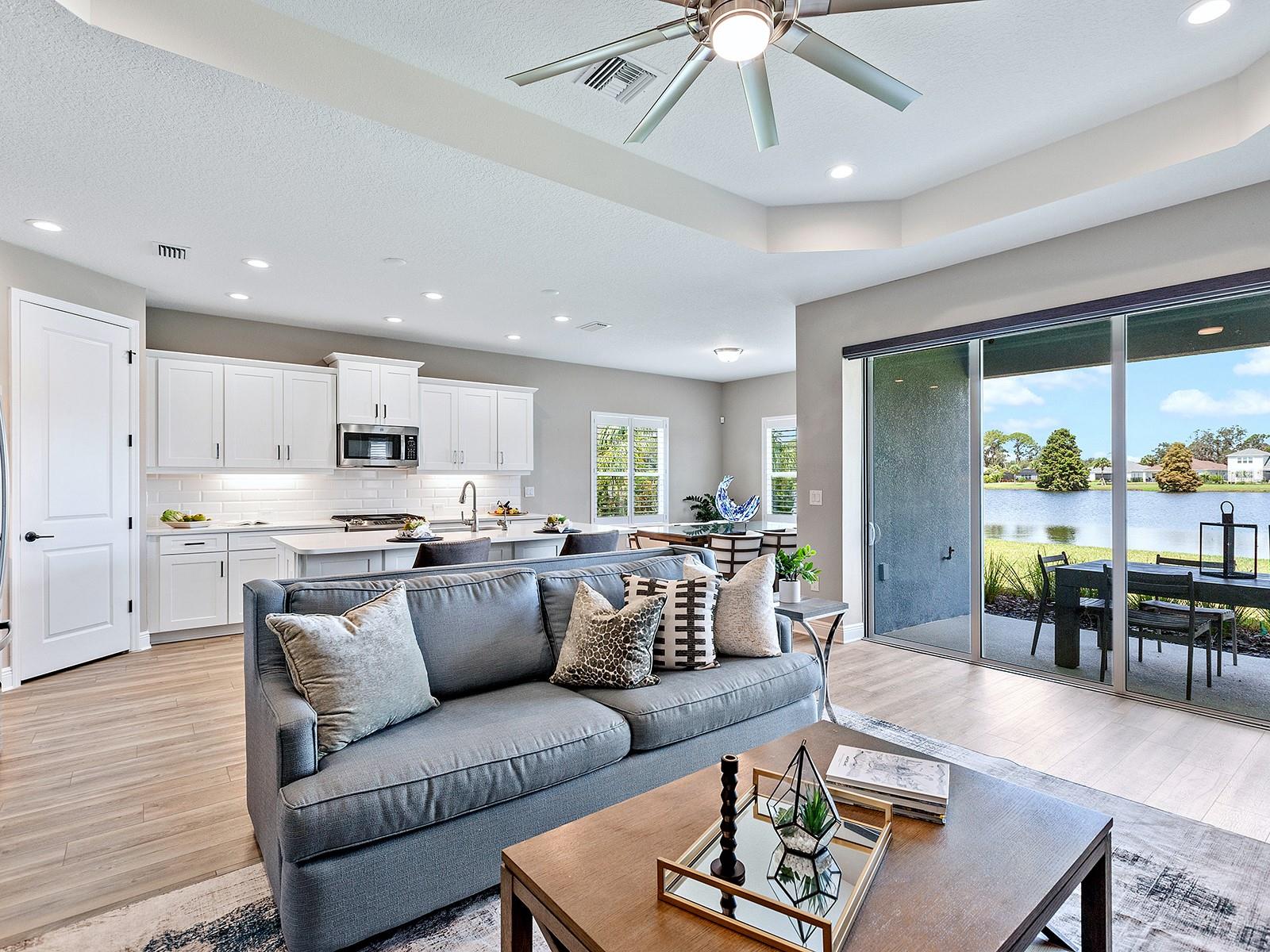 10710 FALLING LEAF CT