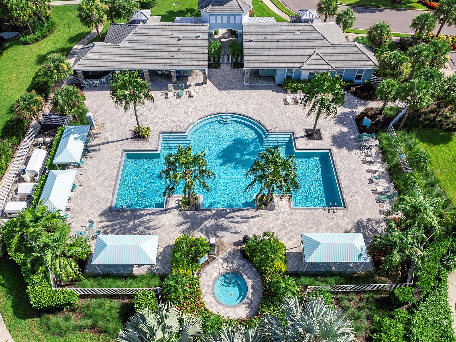 10710 FALLING LEAF CT