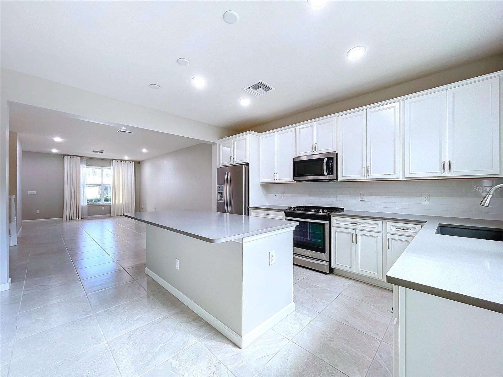 3311 CHESTERTOWN LOOP