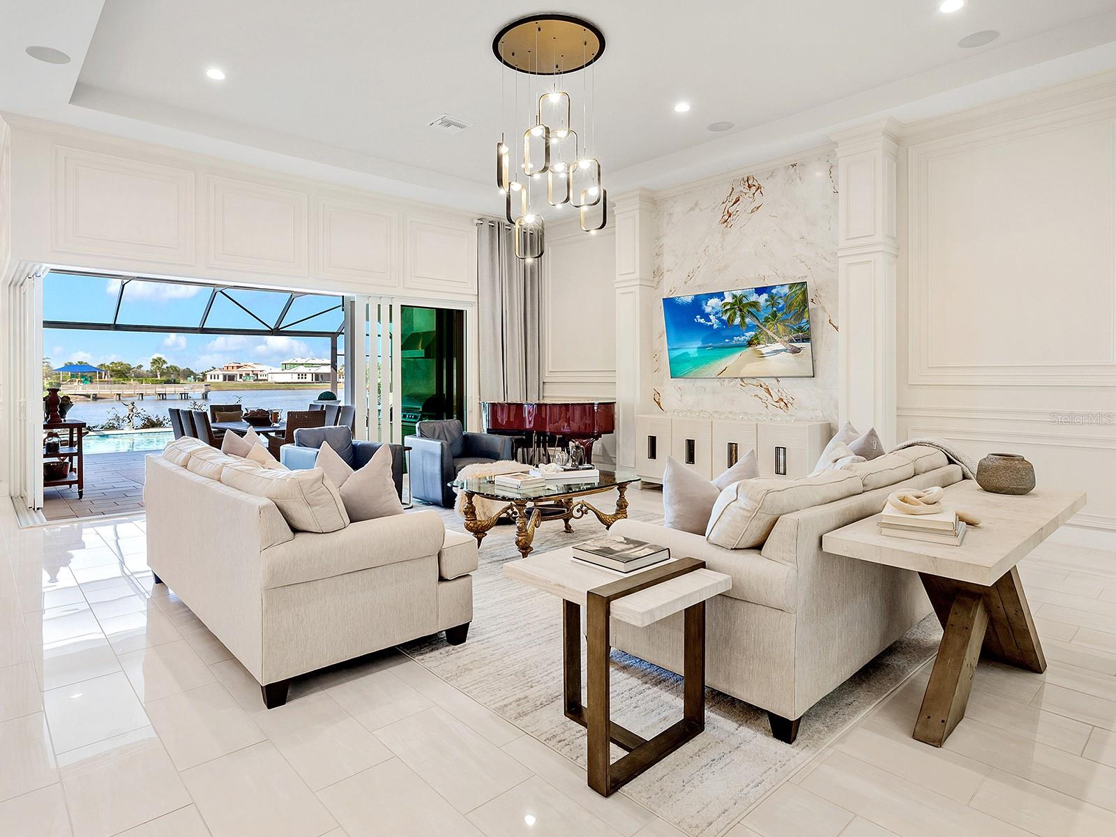 8436 CANE BAY CT