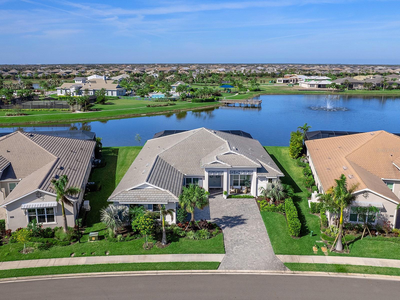 8436 CANE BAY CT
