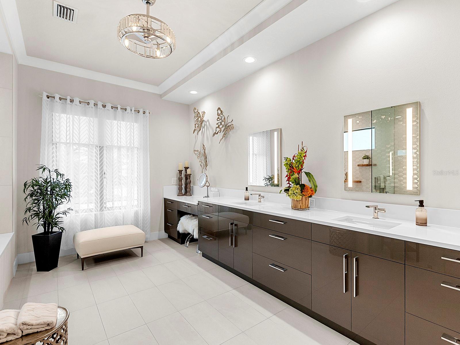 3354 FOUNDERS CLUB DR