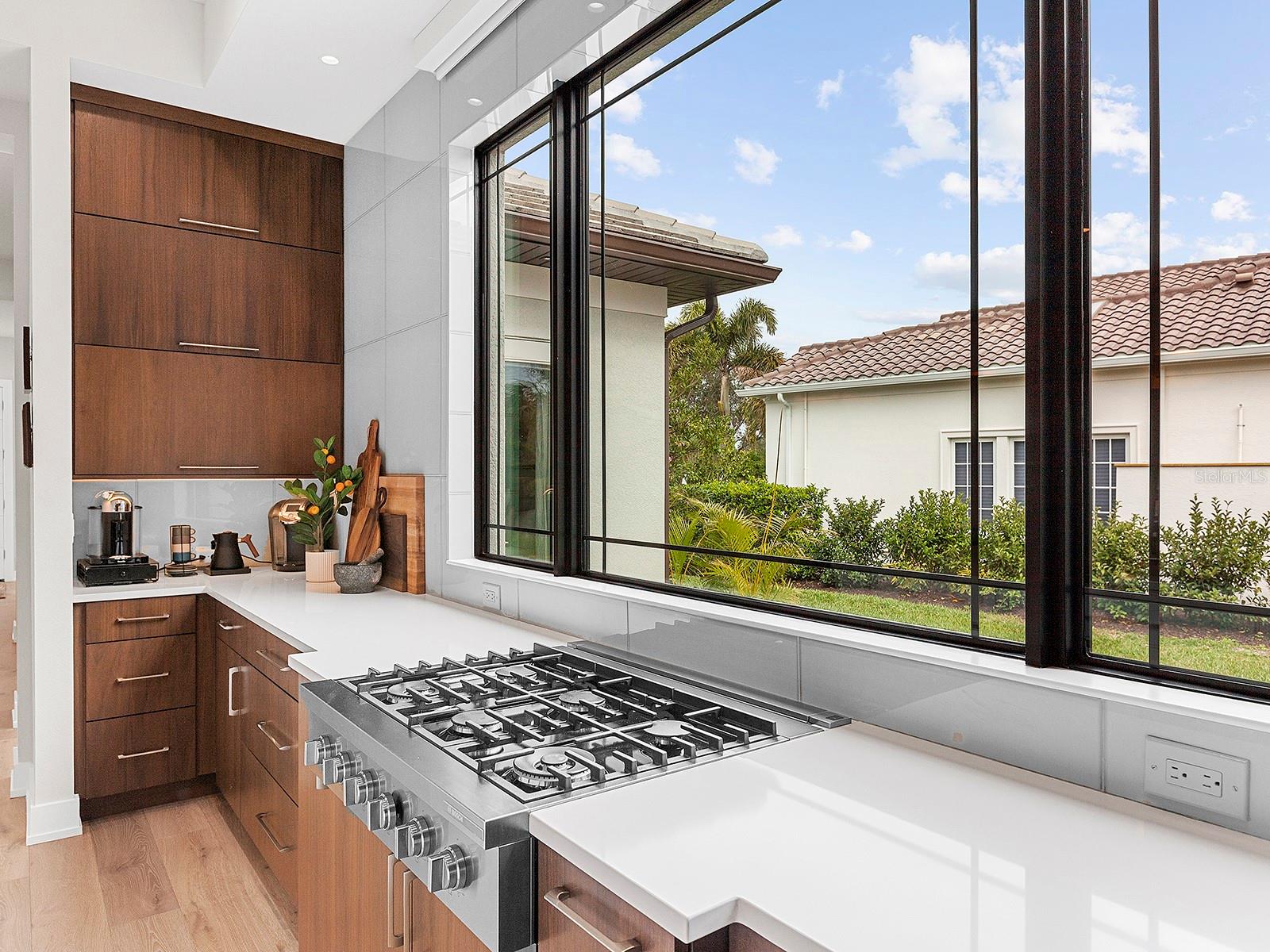 3354 FOUNDERS CLUB DR