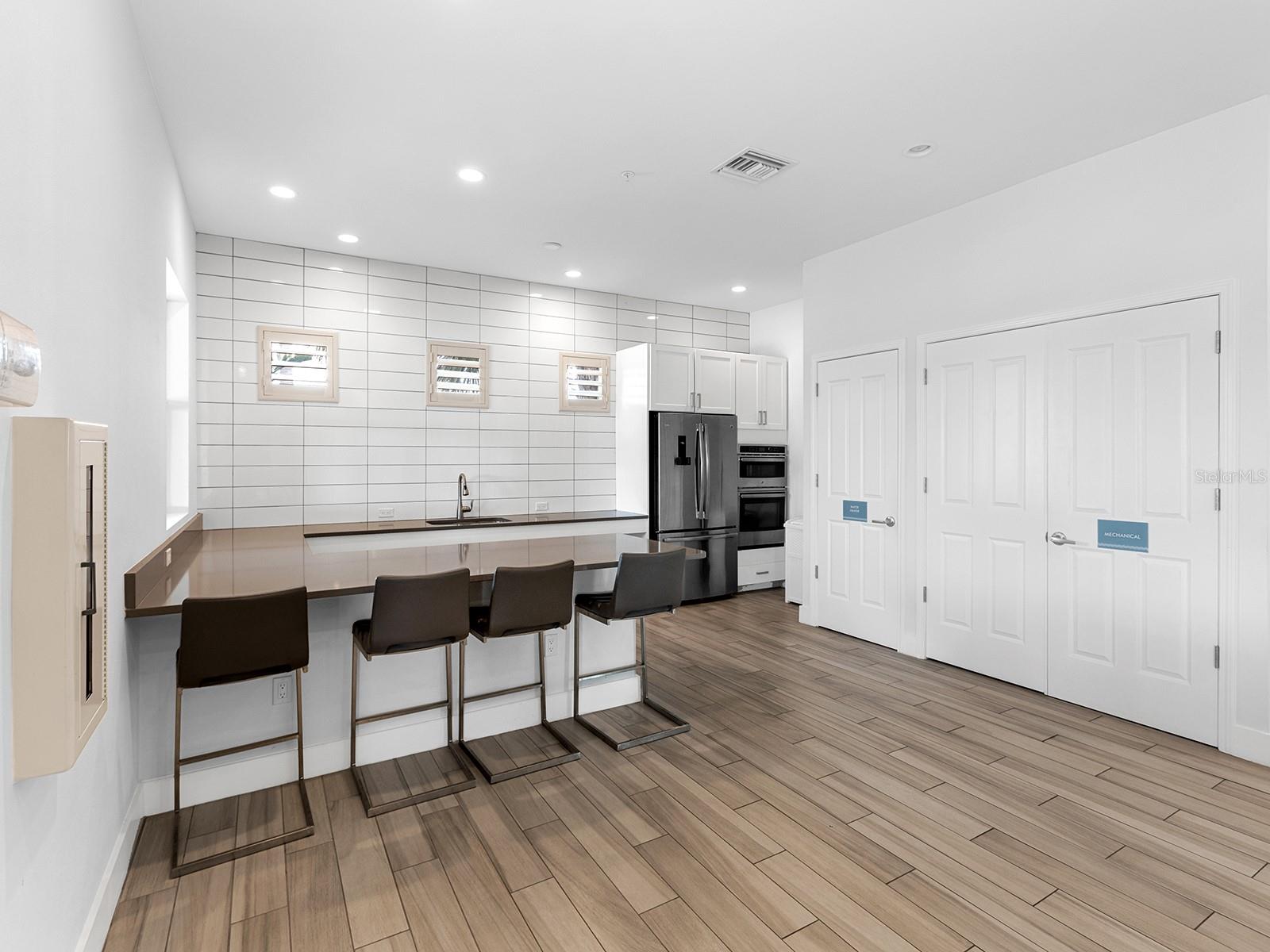 10520 BOARDWALK LOOP #205