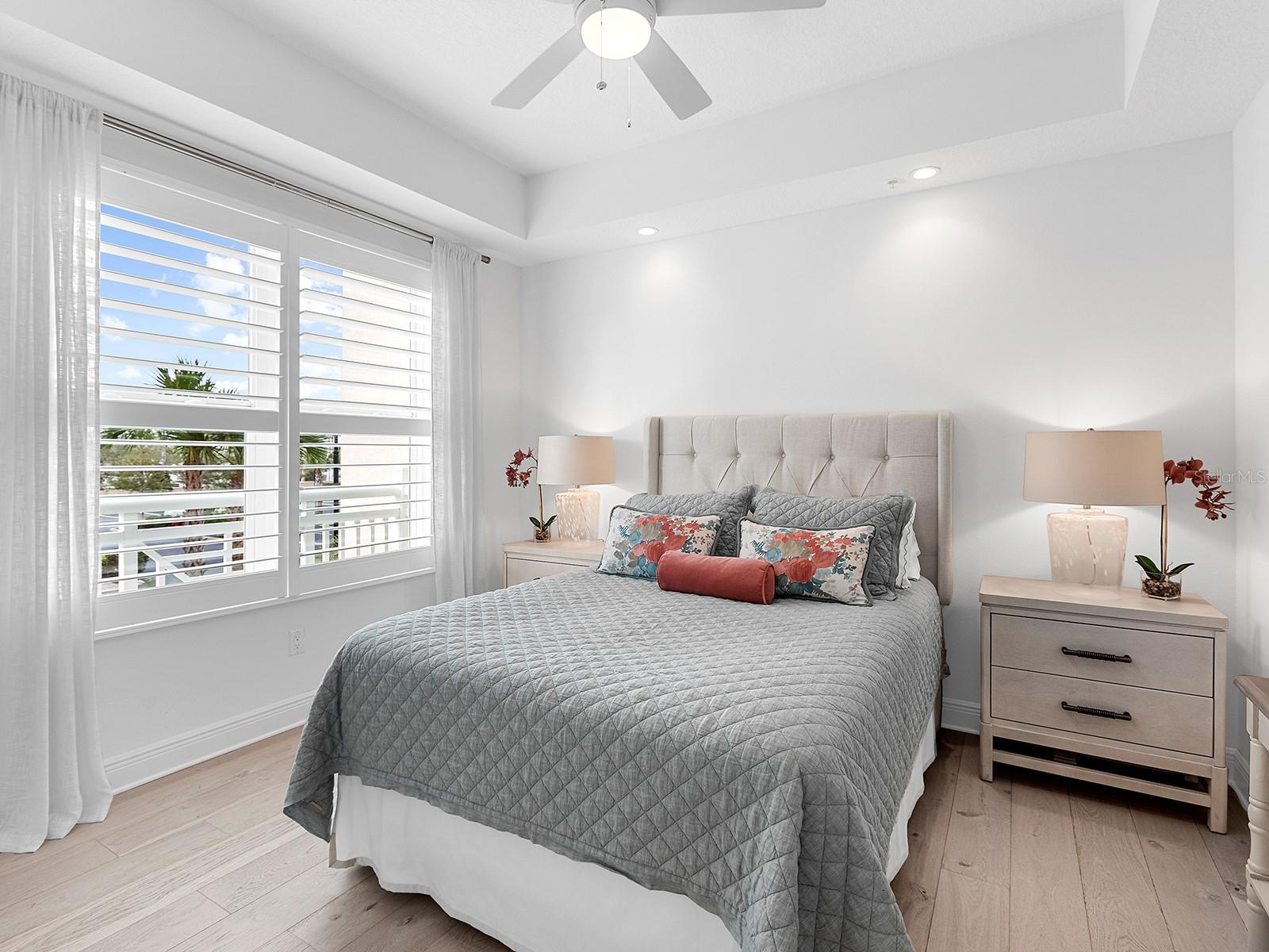 10520 BOARDWALK LOOP #205