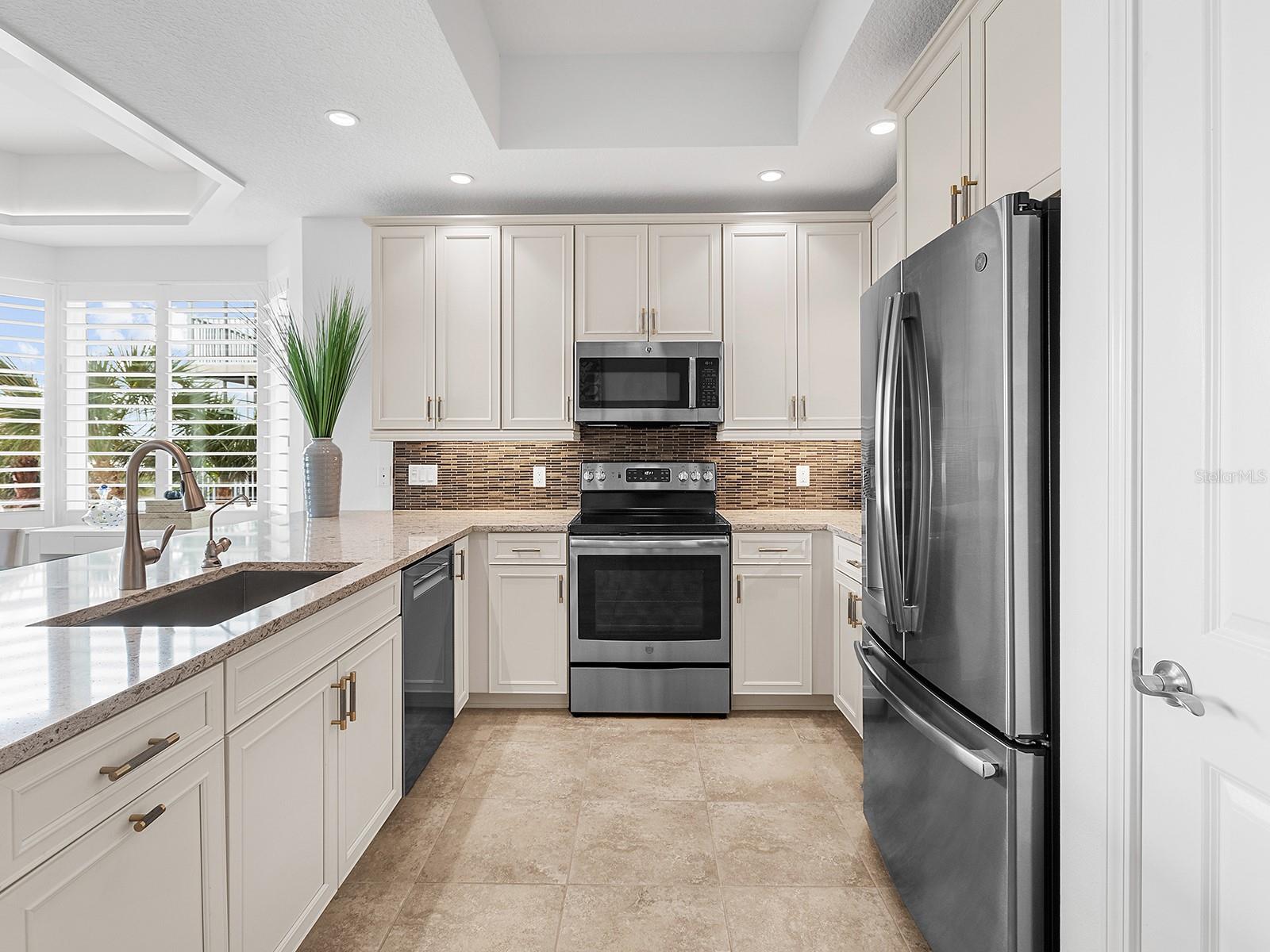 10520 BOARDWALK LOOP #205