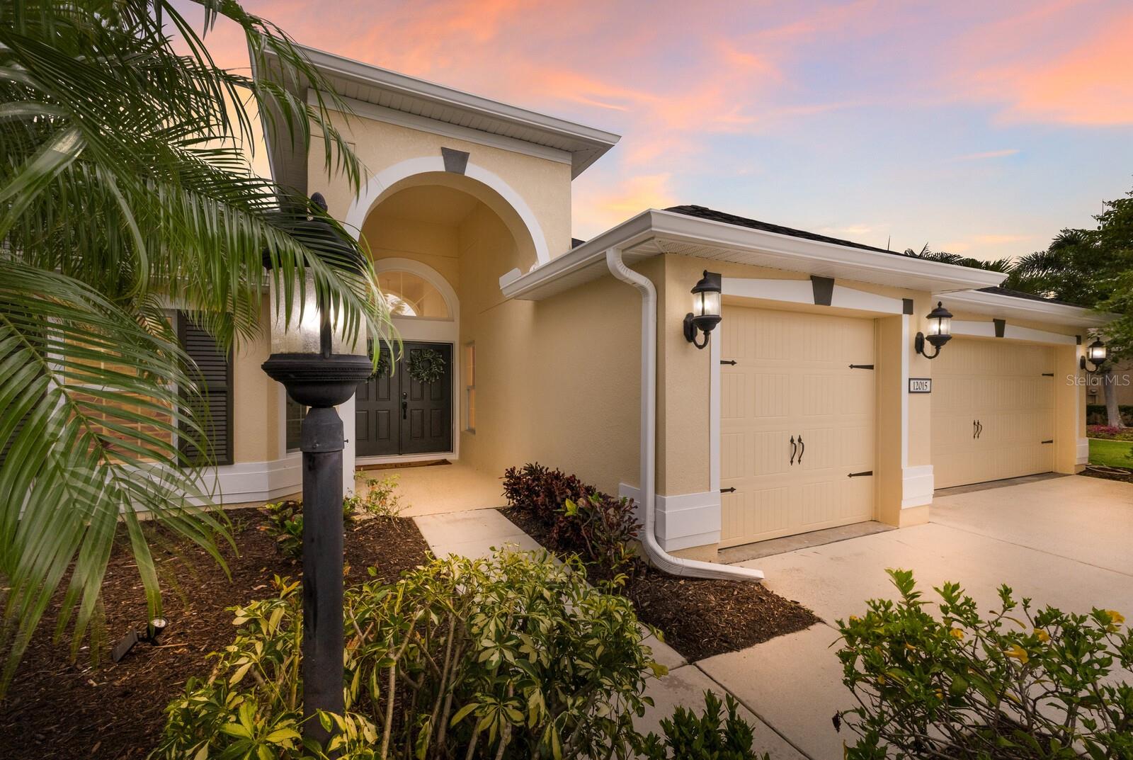 12015 FOREST PARK CIR