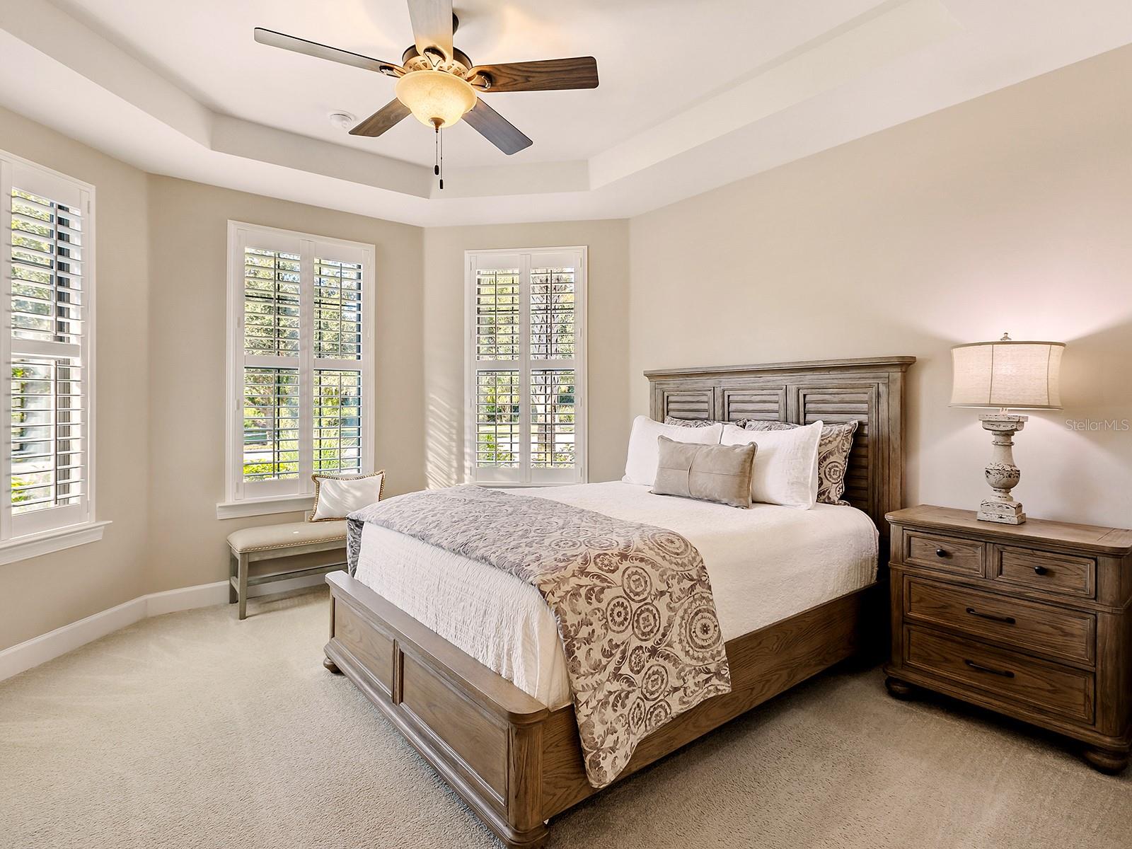 7884 GRANDE SHORES DR