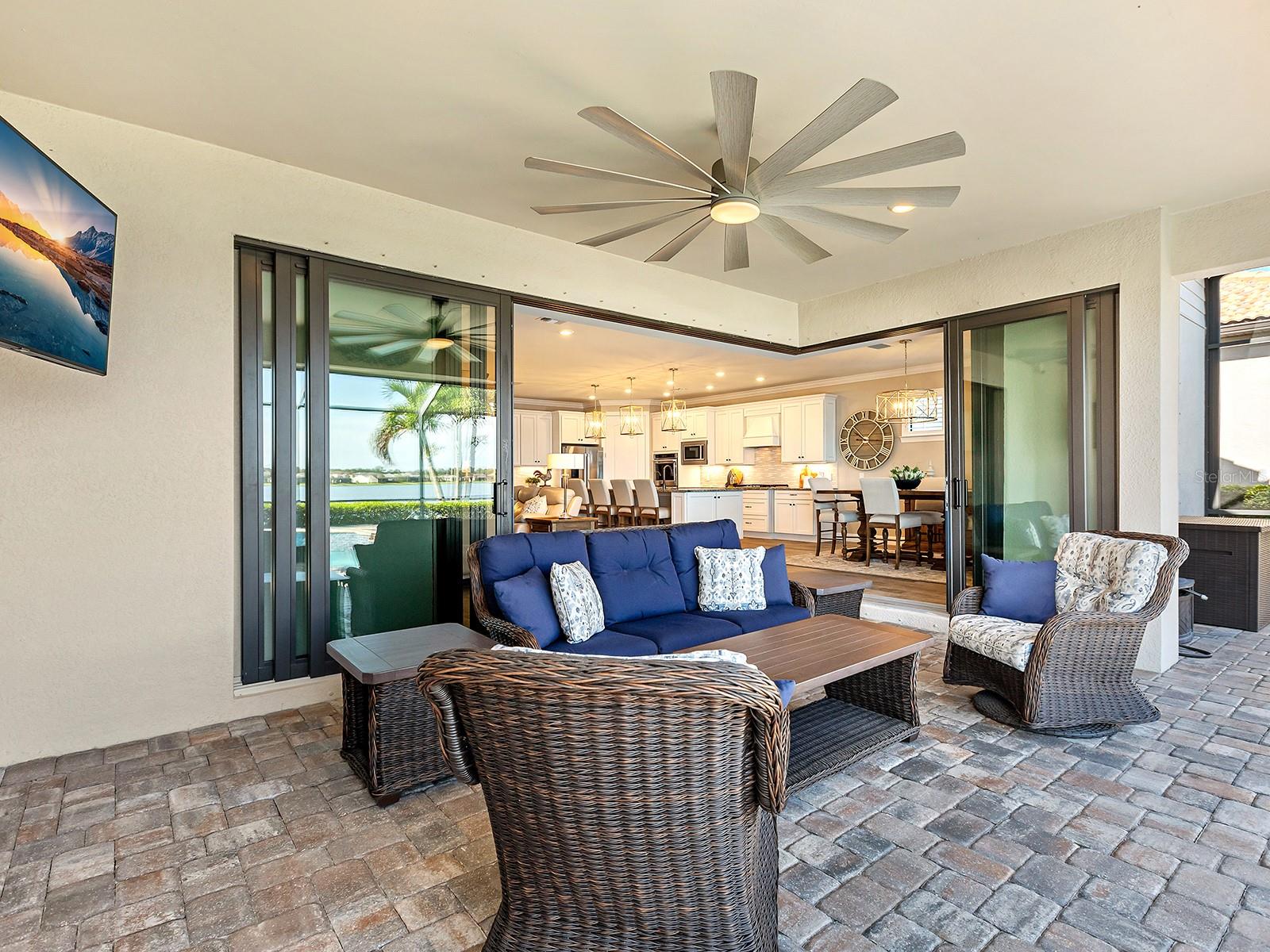 7884 GRANDE SHORES DR