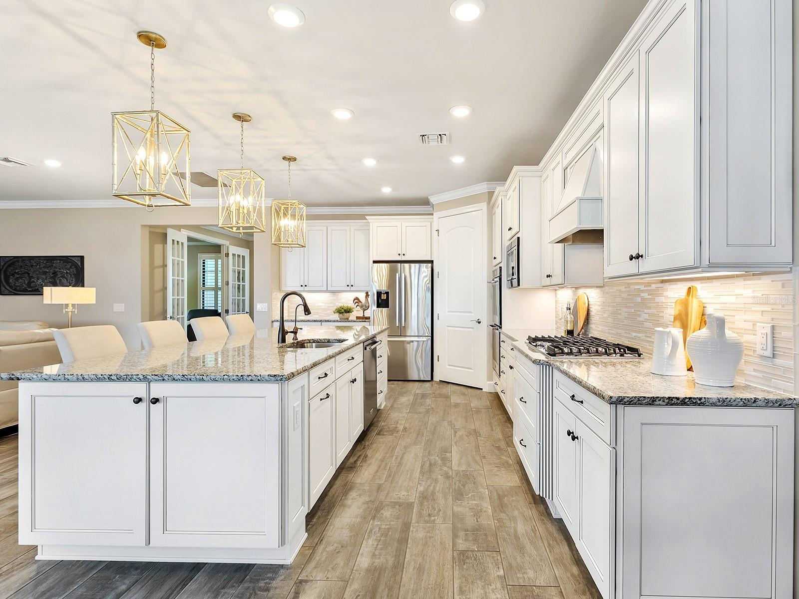 7884 GRANDE SHORES DR