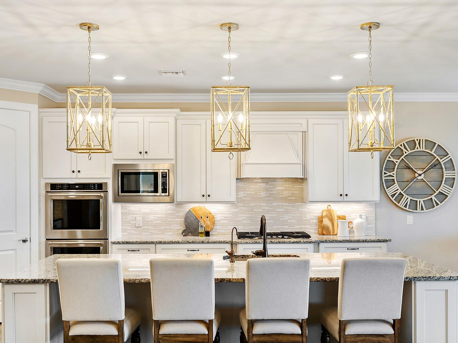 7884 GRANDE SHORES DR