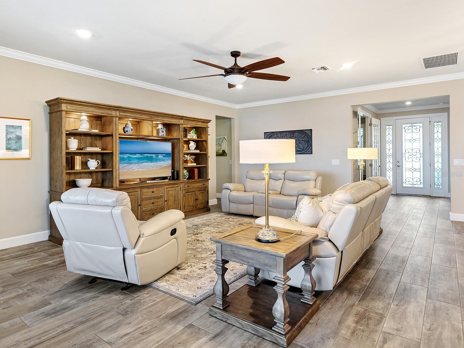 7884 GRANDE SHORES DR