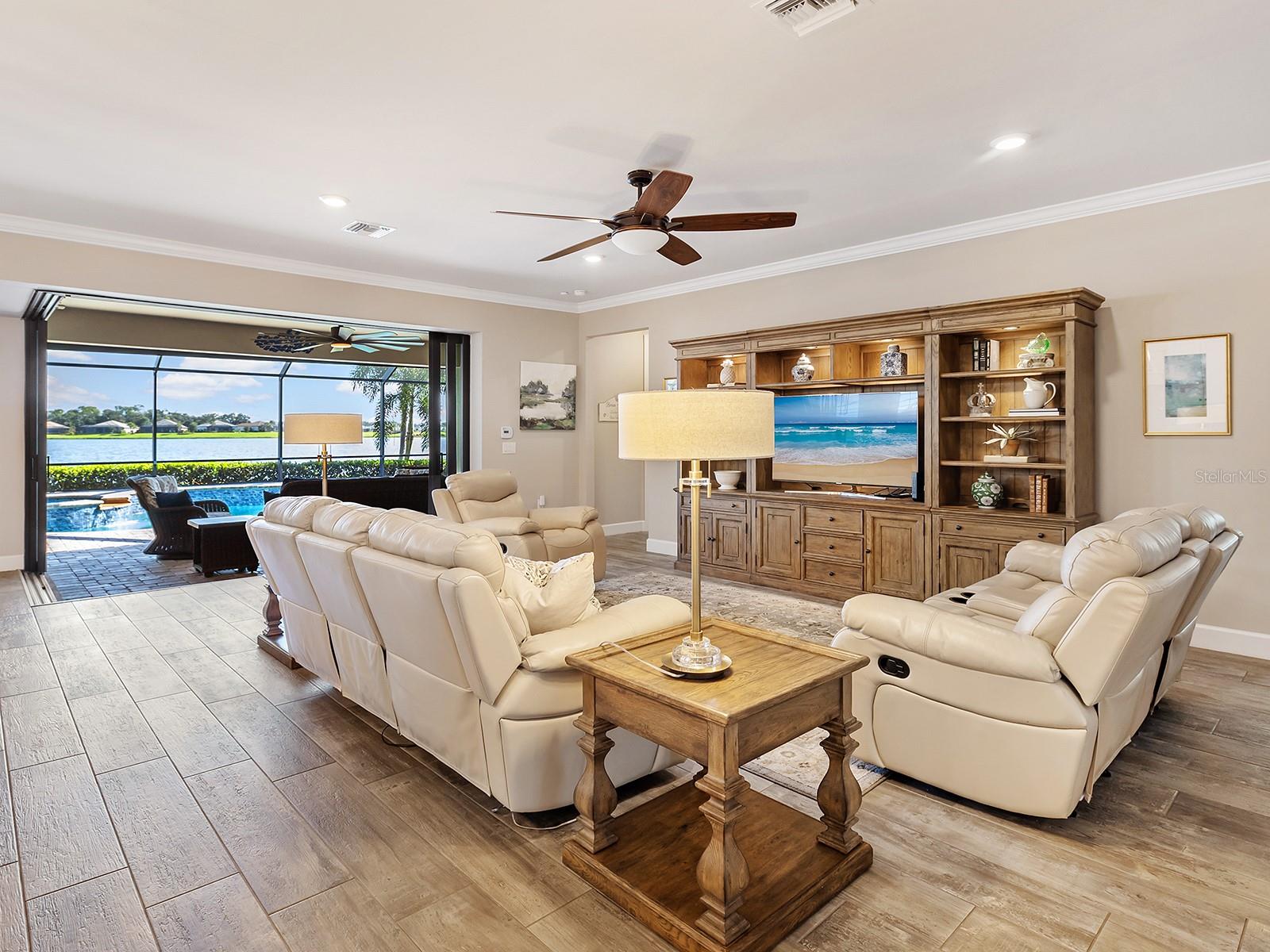 7884 GRANDE SHORES DR