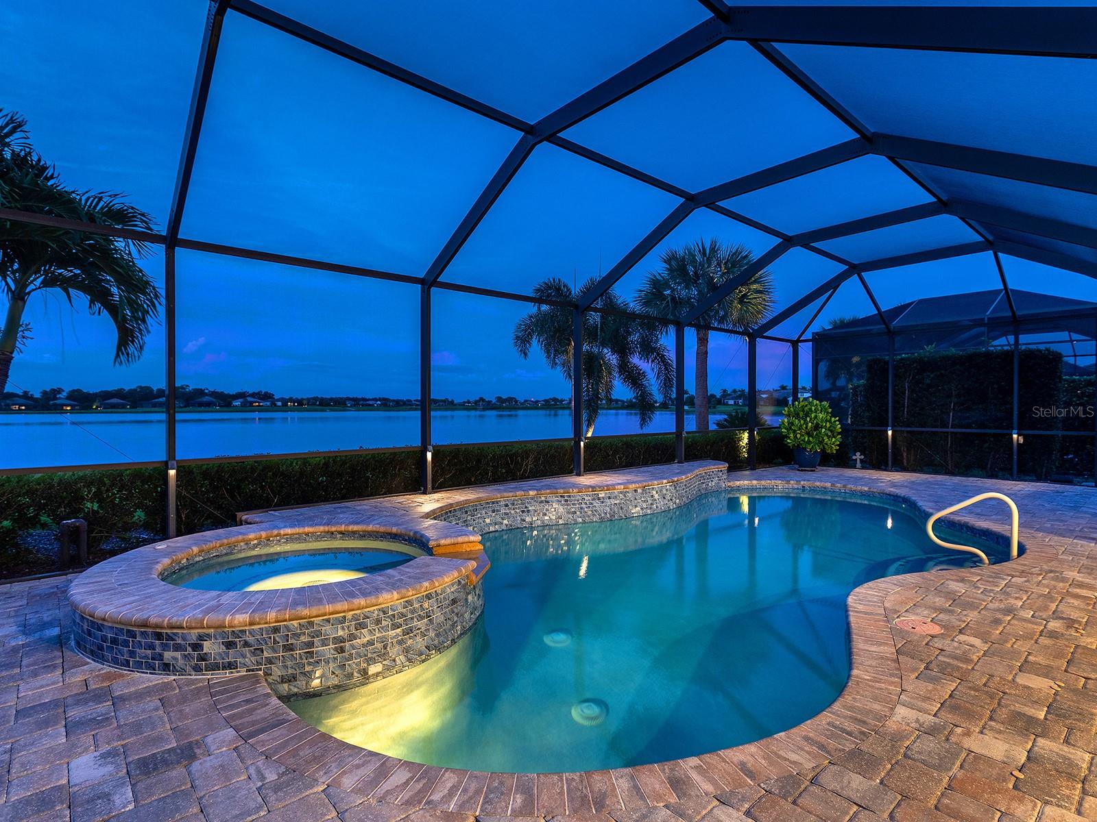 7884 GRANDE SHORES DR