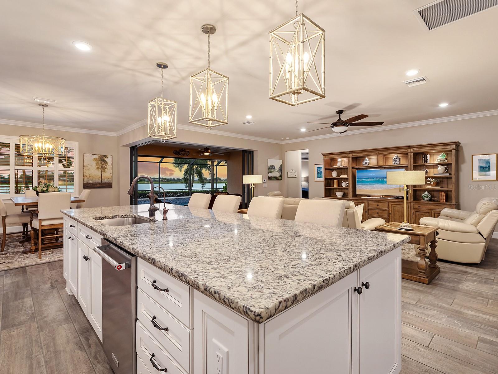 7884 GRANDE SHORES DR