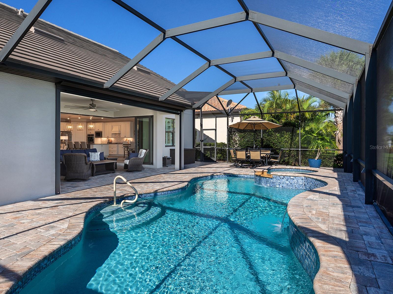 7884 GRANDE SHORES DR