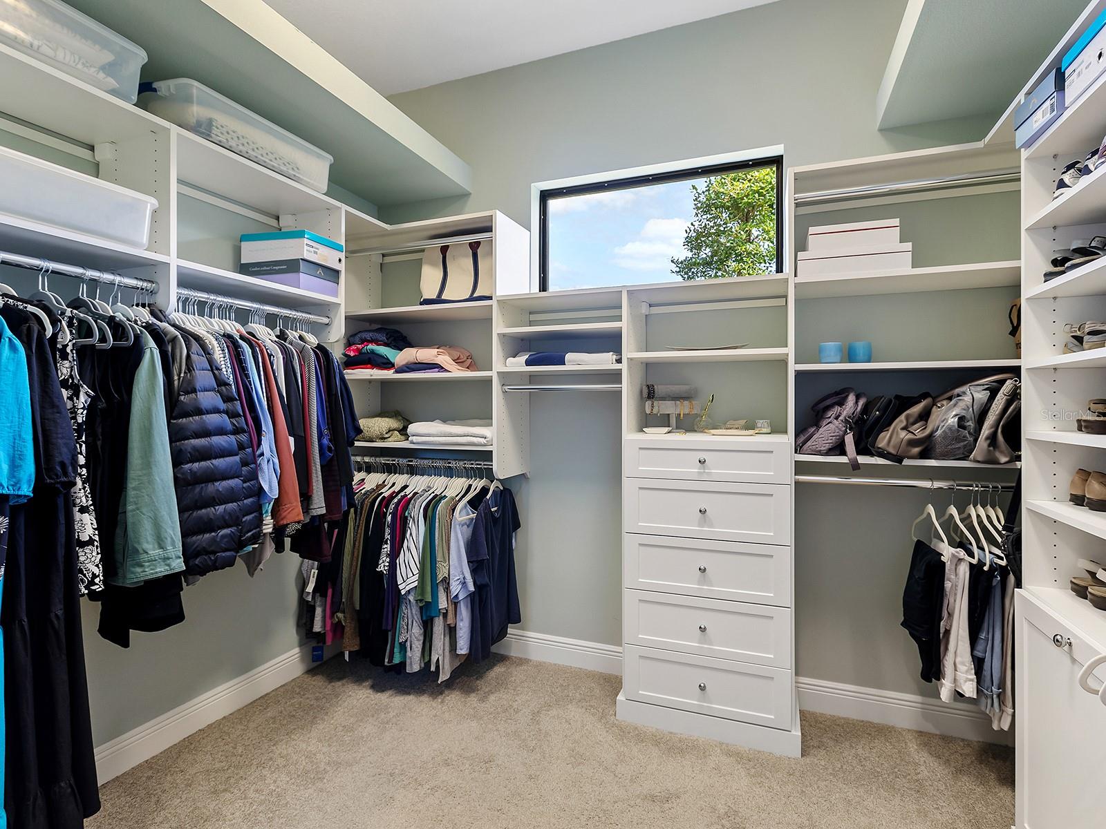 15606 LINN PARK TER