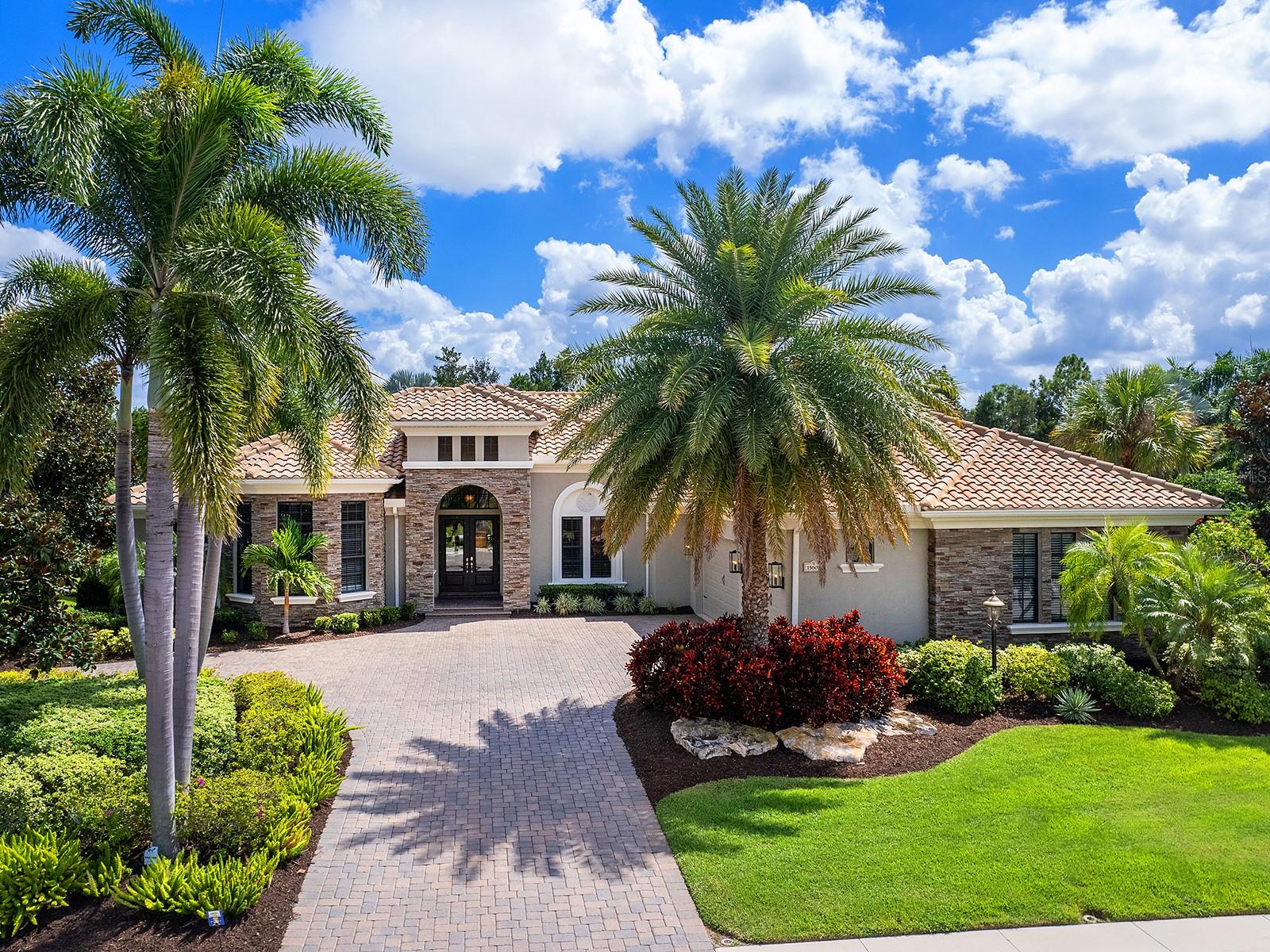 15606 LINN PARK TER