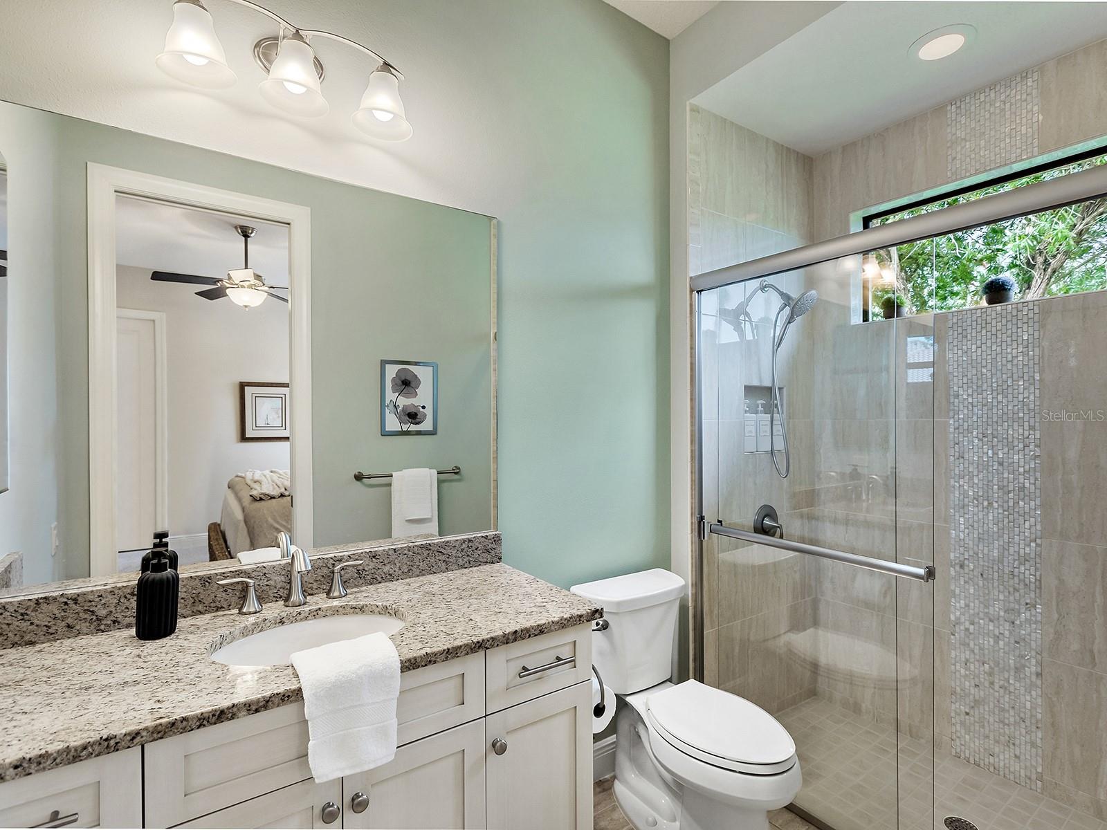 15606 LINN PARK TER