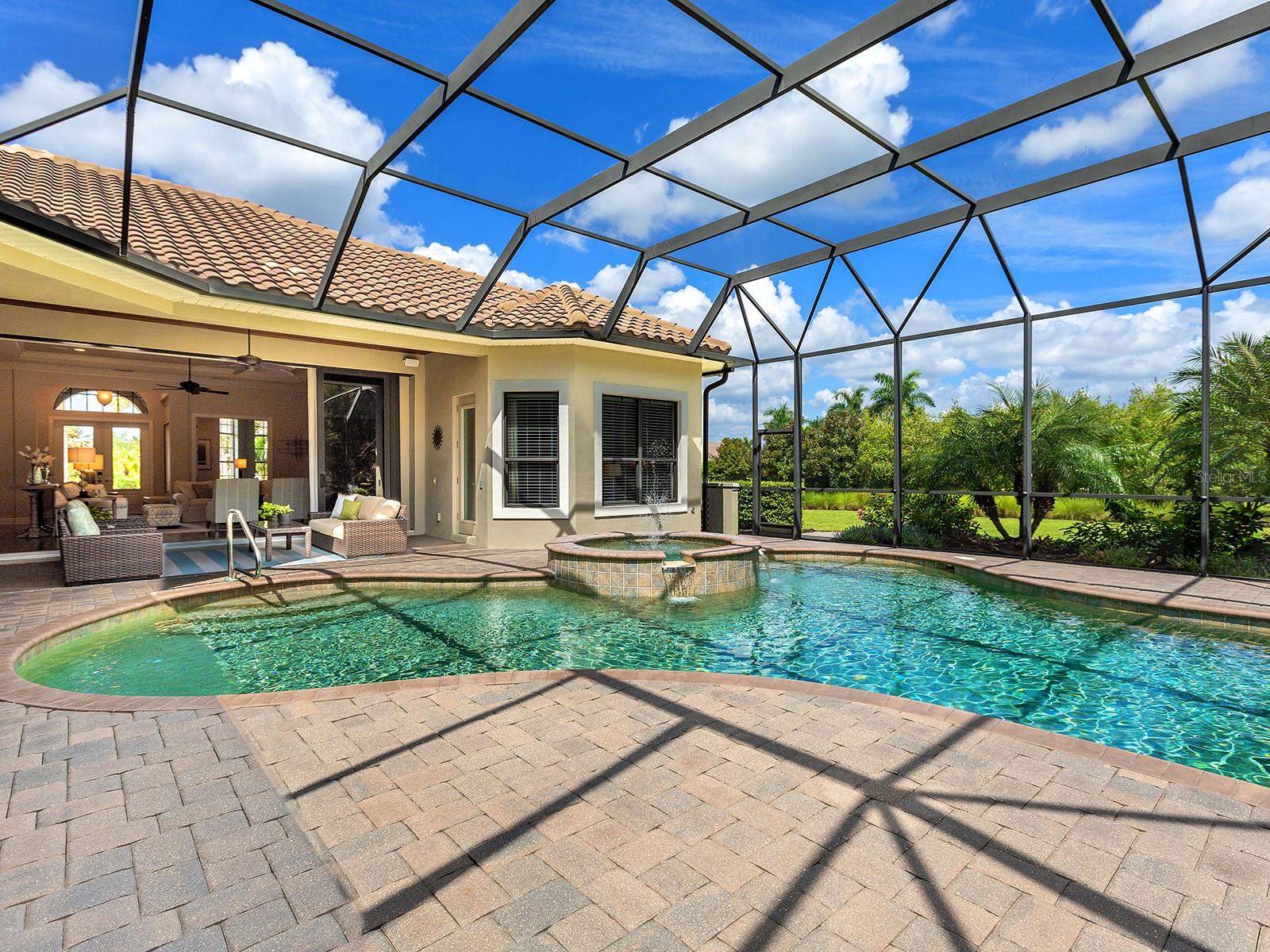 15606 LINN PARK TER