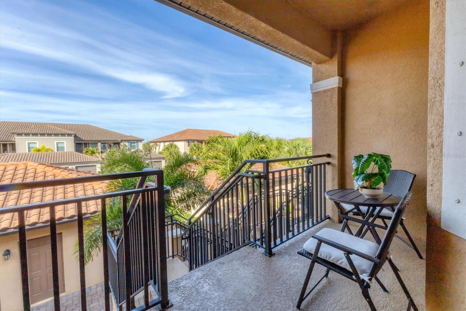 13732 MESSINA LOOP #202