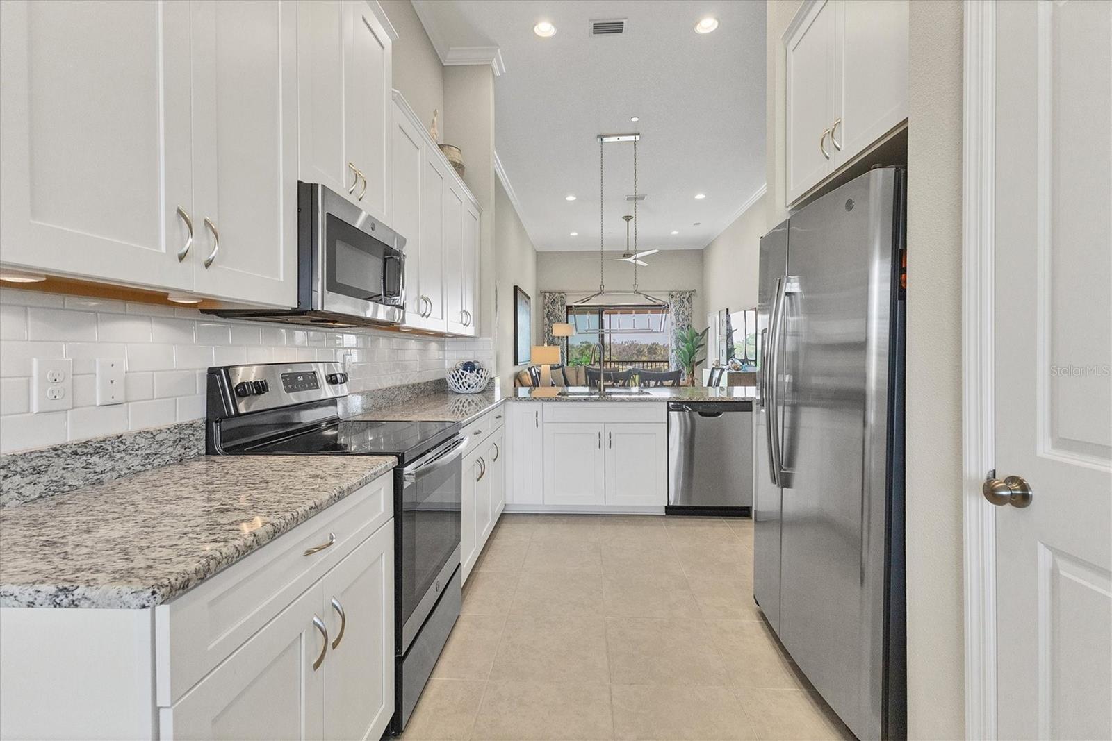 13732 MESSINA LOOP #202