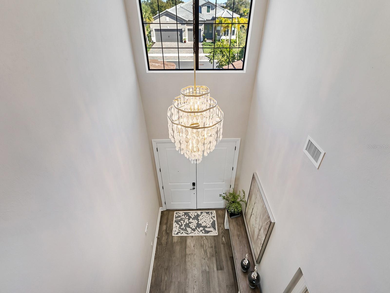 7949 SUNSET PINES DR