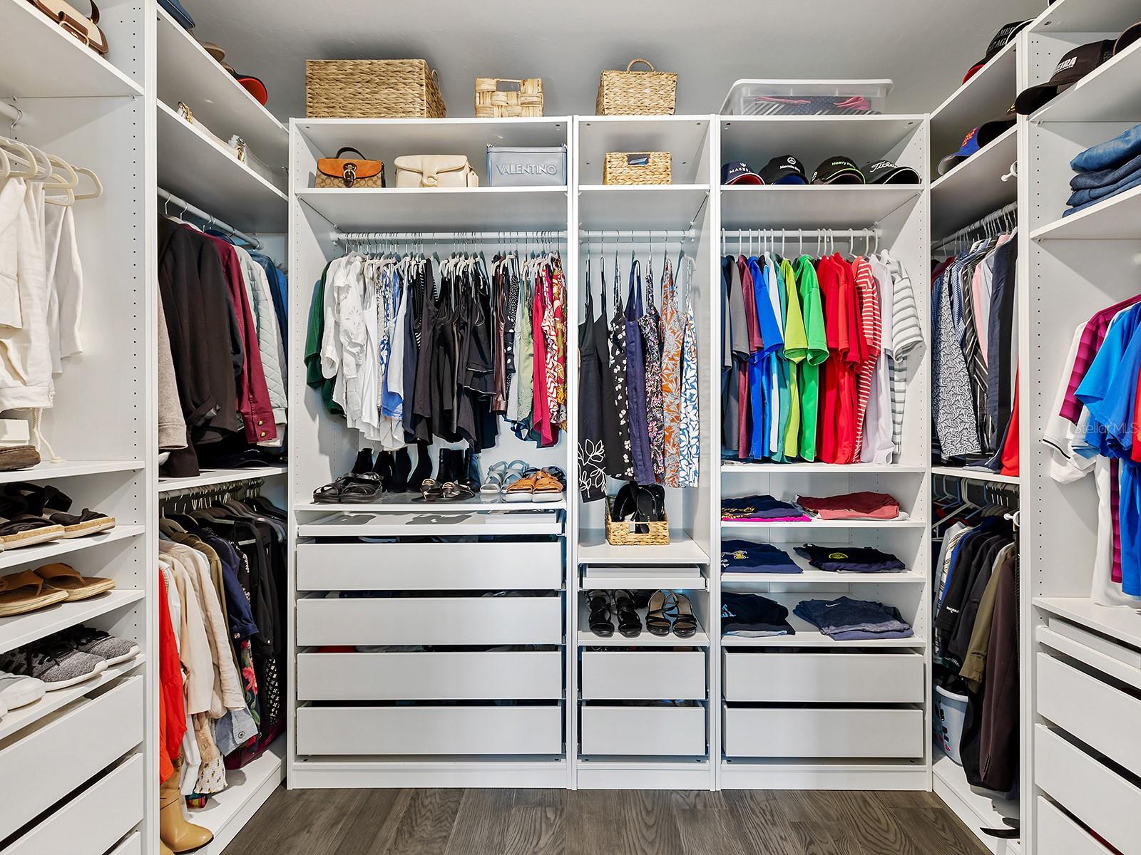 7949 SUNSET PINES DR