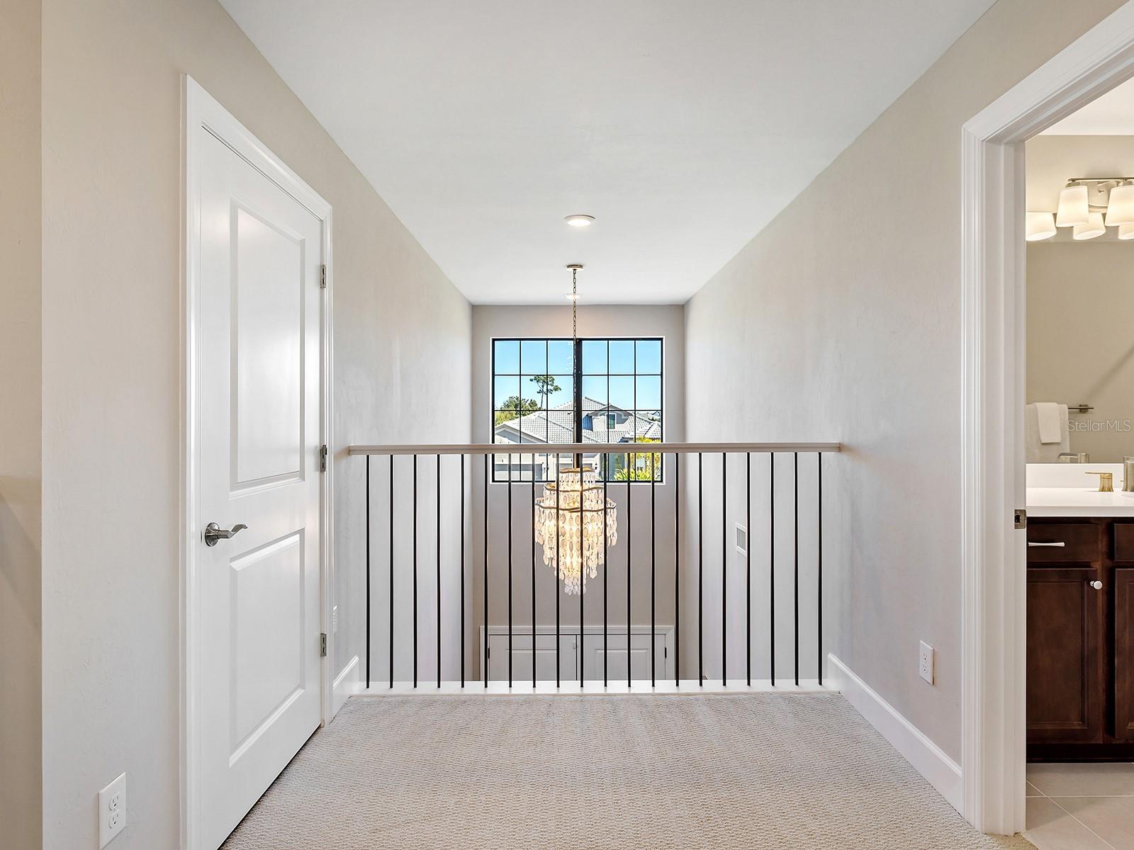 7949 SUNSET PINES DR