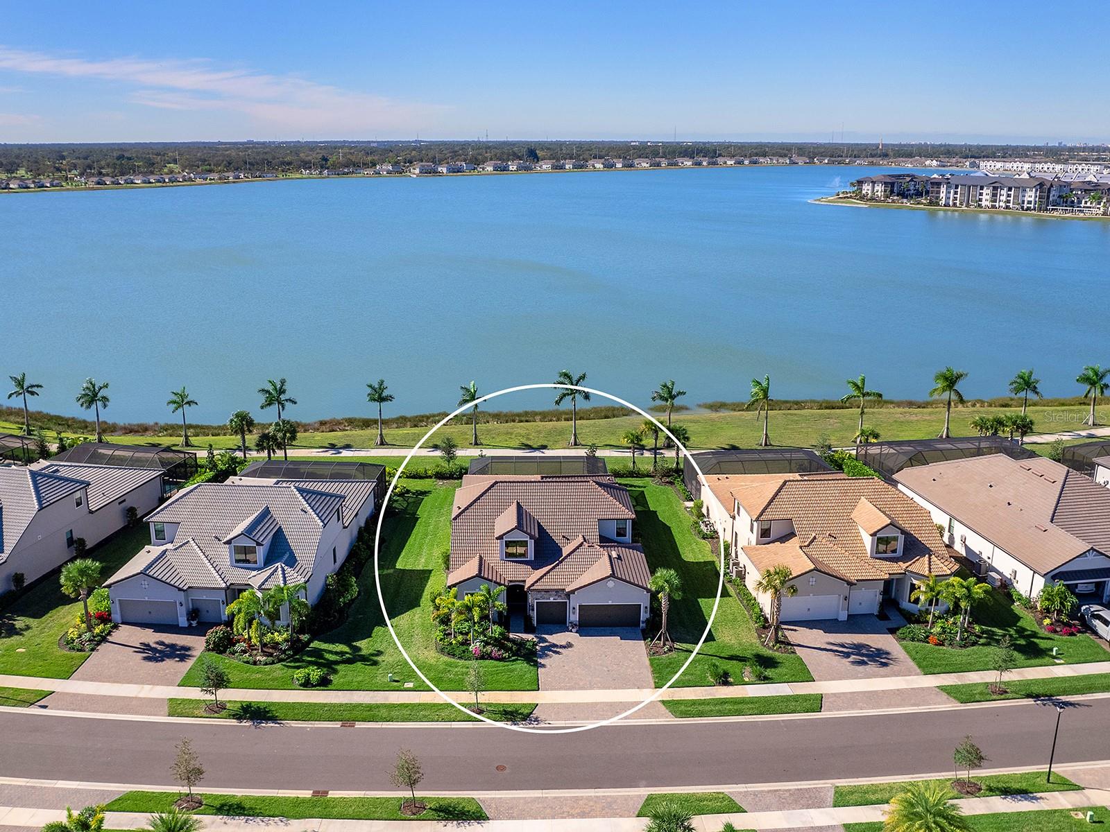 7949 SUNSET PINES DR