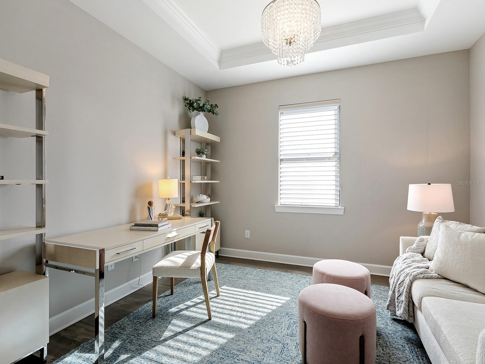 7949 SUNSET PINES DR