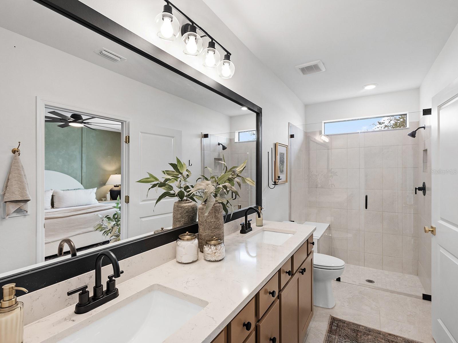 6524 SILVERSTAR DR